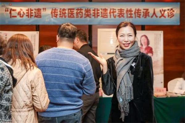 非遗传承人的义诊活动来啦！现场人头攒动，你还在等什么？  第2张