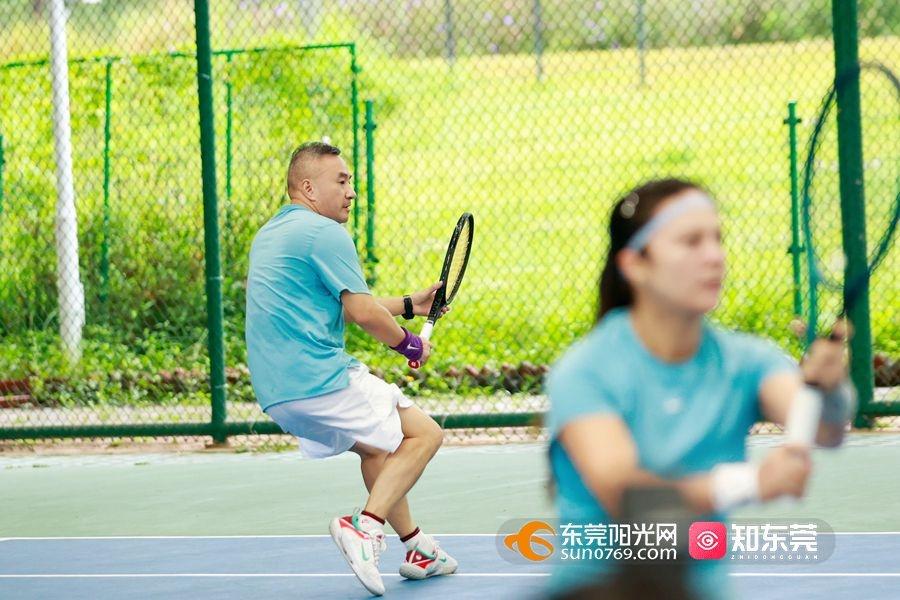 400 名选手激情拼搏！东莞这场网球赛，你看了吗？  第2张