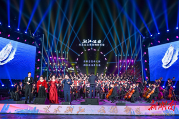 湖南信息学院杨圣长举办 2024 向往独唱交响音乐会，演绎经典，以音乐述情