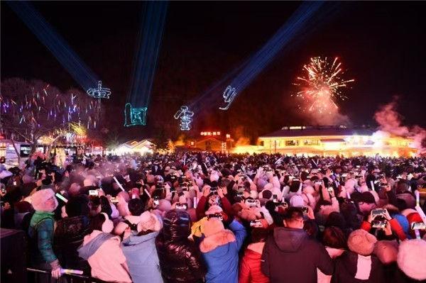雪乡开园啦！4000 盏红灯笼点亮你的冬日之旅  第3张