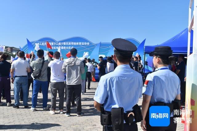 边检全力保障！第十二届全国少数民族传统体育运动会火炬传递活动在海南三亚举行  第2张