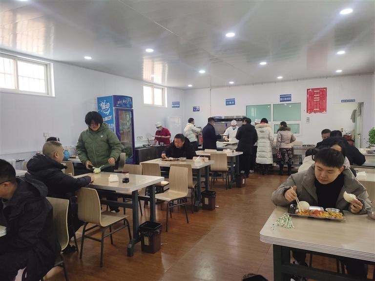 社区食堂：老年人的温暖港湾，年轻人的便利选择  第2张