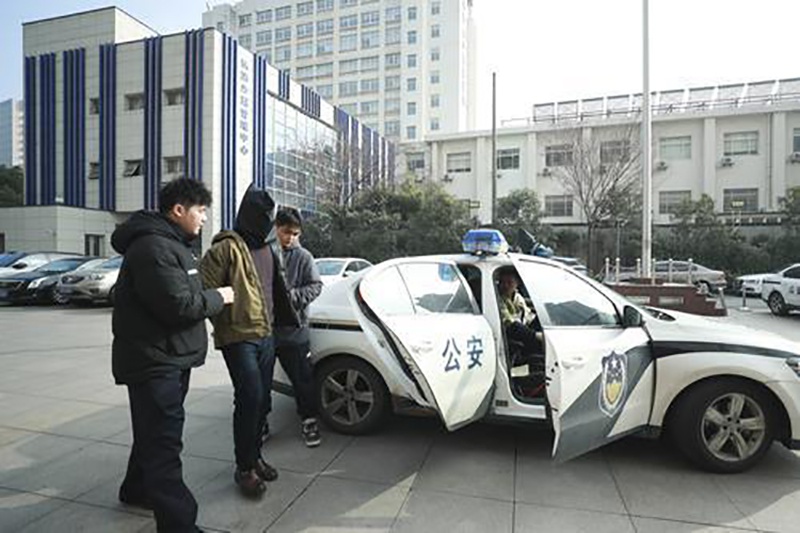 无锡公安蓝剑行动：24小时守护你的钱袋子，电诈嫌疑人无处遁形  第4张