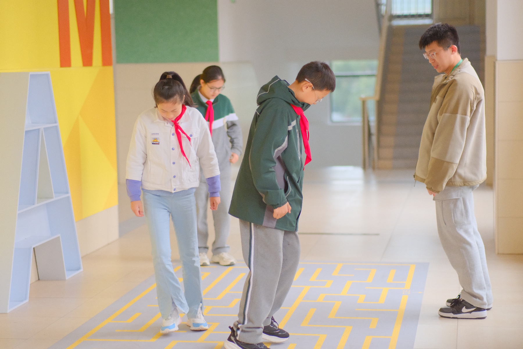 80后90后童年回忆重现！上海这所中学的课间10分钟，让学生们重新找回快乐  第3张