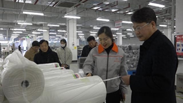 商水县如何成为企业发展的金牌店小二？揭秘万人助万企活动的成功秘诀  第1张