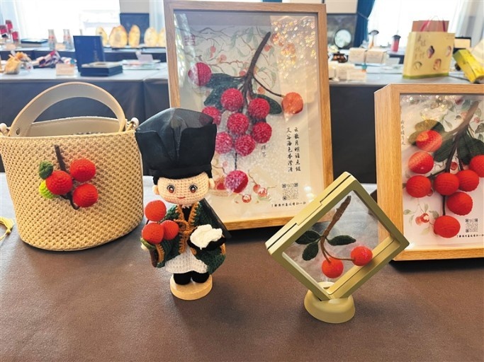 跨越千年，与苏东坡展开一场古今对话：海南东坡文化旅游商品展销活动盛大开启  第2张