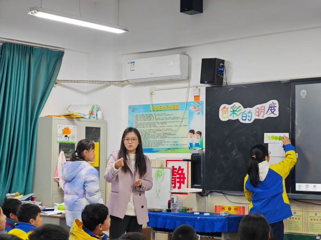 揭秘：一堂音乐课如何让孩子们感受到母爱的伟大与无私？  第3张