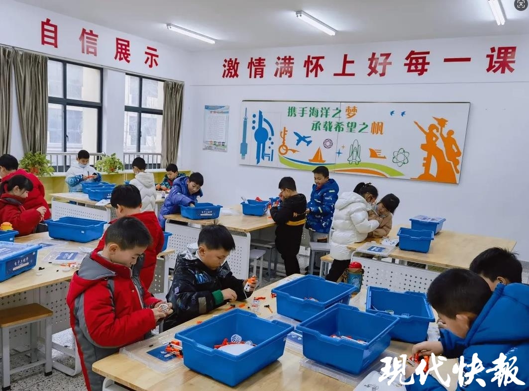 盐城实验学校：三朵教育之花绽放，助力学子振翅高飞  第2张