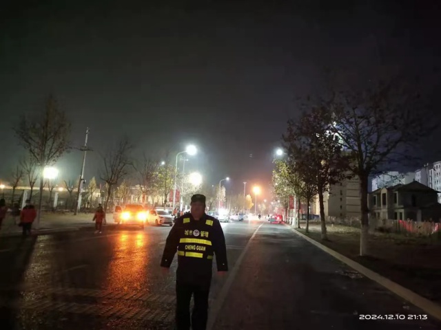 寒冬中的坚守：商河城管用责任和担当守护城市秩序  第3张