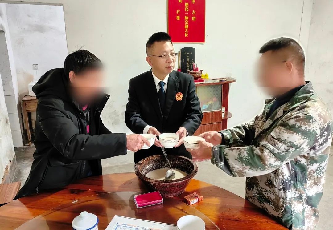 擂茶调解法：一杯茶如何化解邻里纠纷，留住和睦社区？  第3张