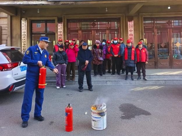 鸡西市成立社区消防志愿服务队，邻里守望消除火患，共享平安  第2张