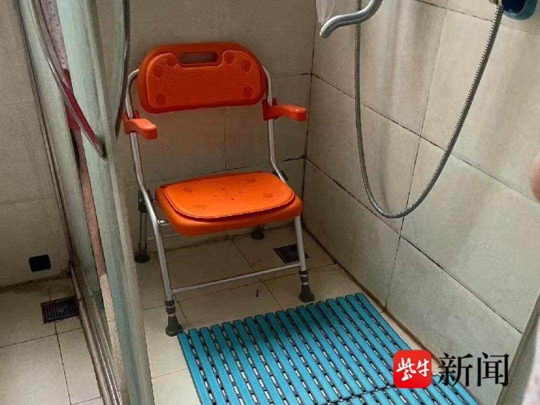 50户老人家庭改造后幸福感爆棚，黄桥街道的这项举措让人惊叹  第2张