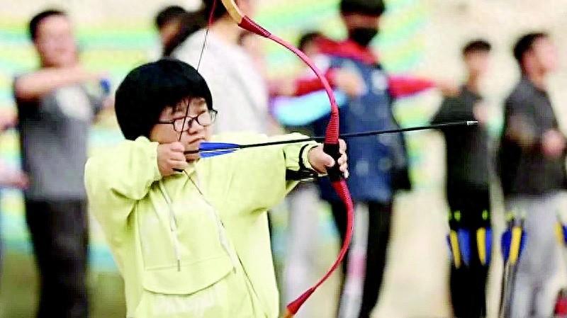 身高不足 1.2 米的她，如何从苦难中逆袭，成功保研？