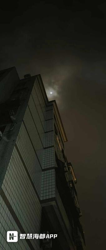 福州超级月亮现身夜空，你看到了吗？  第2张