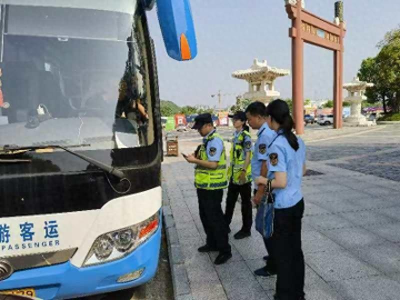 襄阳文旅市场综合执法支队联合多部门开展节前专项检查，你想知道都查了啥吗？  第1张