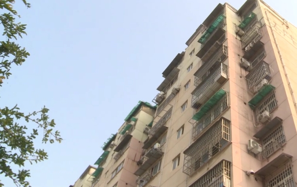 电梯维修费为何频频收取？居民质疑物业是否合理  第7张