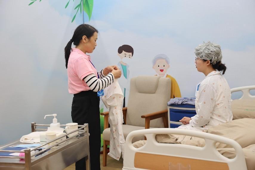 养老护理员技能大赛：专业与爱心的较量，谁能脱颖而出？  第2张