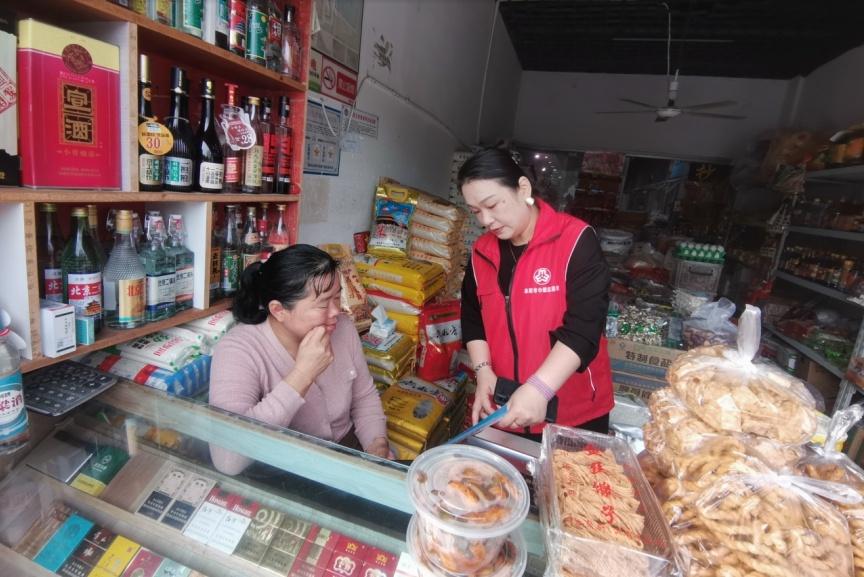 河东街道妇联积极开展粮食安全宣传周活动，倡导光盘行动，杜绝餐饮浪费  第4张