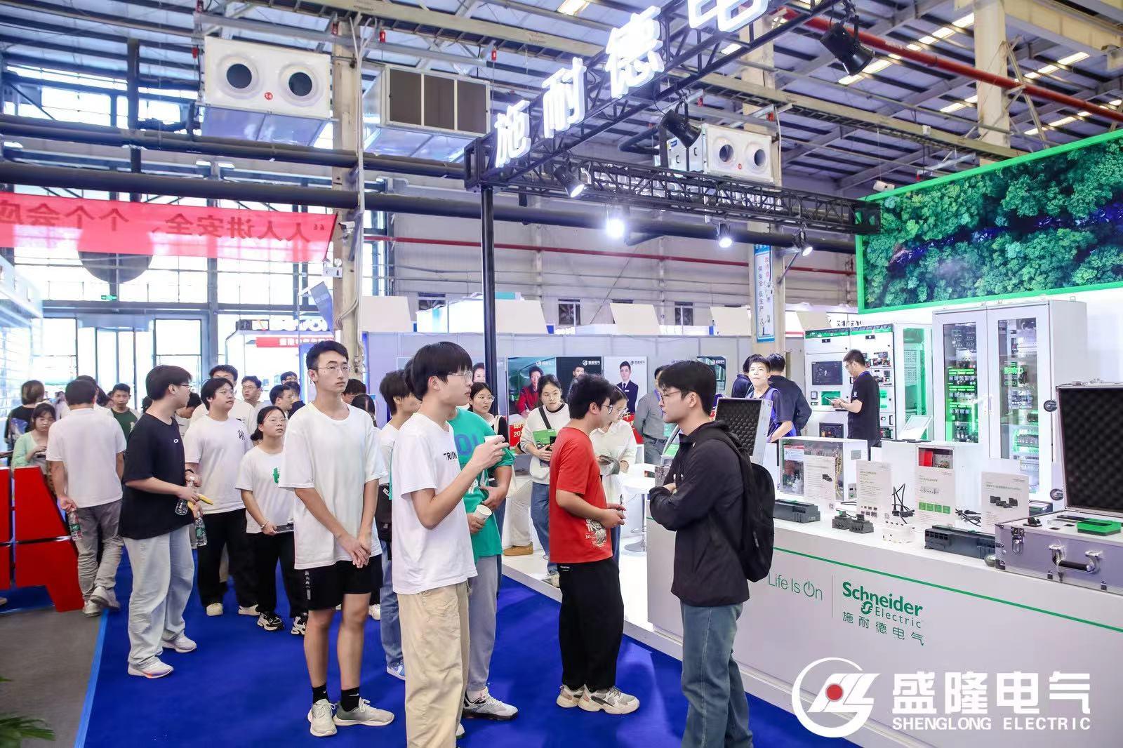 全球首款人工智能中低压品牌柜 AI-iPanel 发布，将配电设备带入 AI 时代  第4张