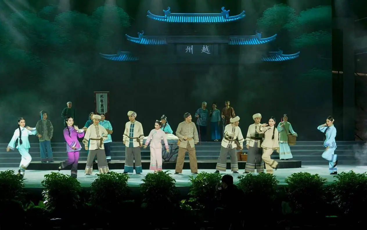 第十届云南省花灯滇剧艺术周圆满落幕，41 部剧（节）目展演魅力尽显  第5张