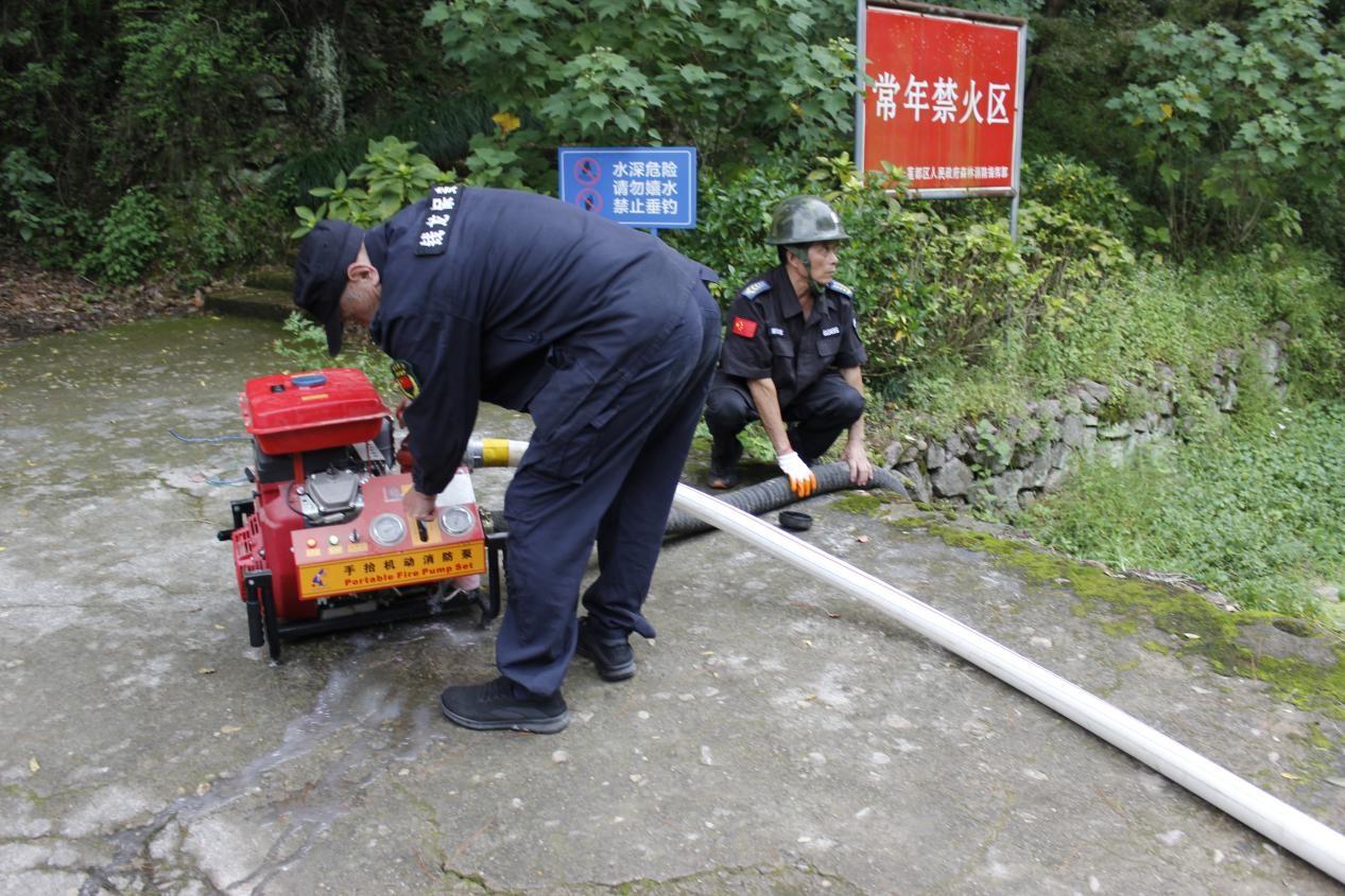 秋季防火不可忽视！市园林中心开展公园消防应急设备检查维护  第5张