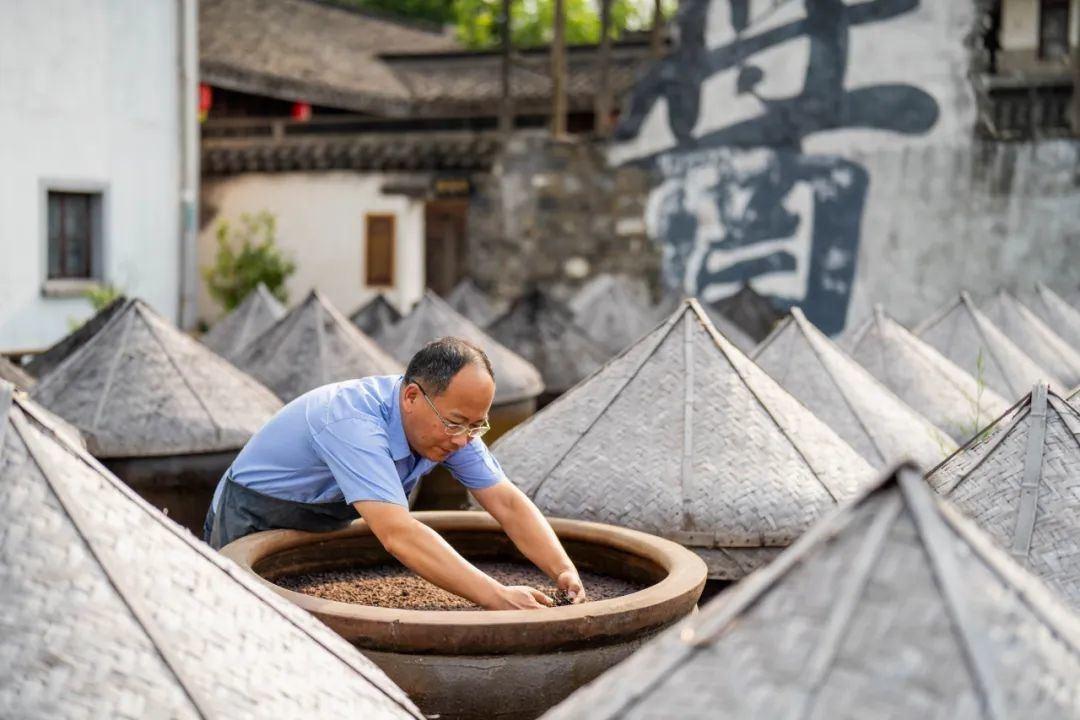 从门外汉到酿造大师，他用 26 年书写黄酒酱油传奇  第4张