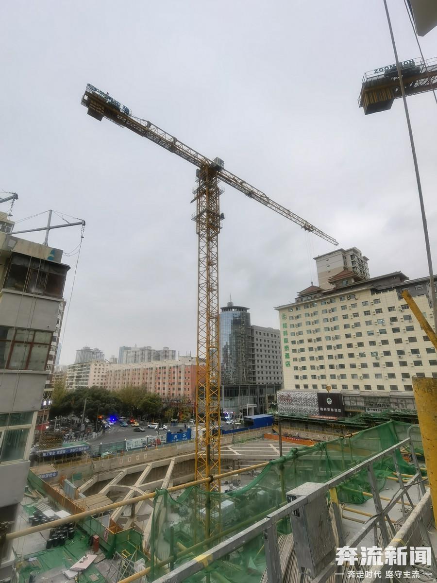 兰州五泉下广场提升改造项目，寒冬中施工热火朝天，只为尽早完工  第2张