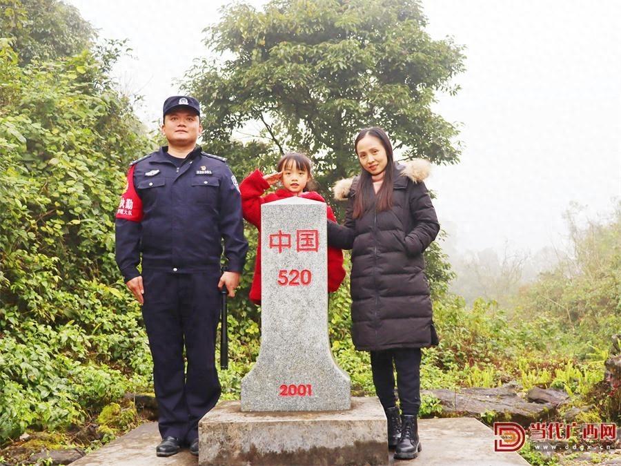 戍边 14 年，他带妻女巡逻 520 号界碑，背后的故事让人泪目  第1张