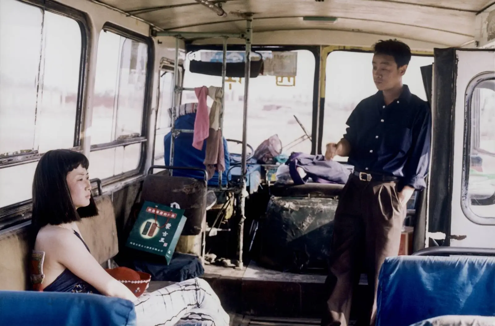 风流一代：22 年制作，限时 22 天上映，19 首歌曲带你领略女性成长历程  第3张