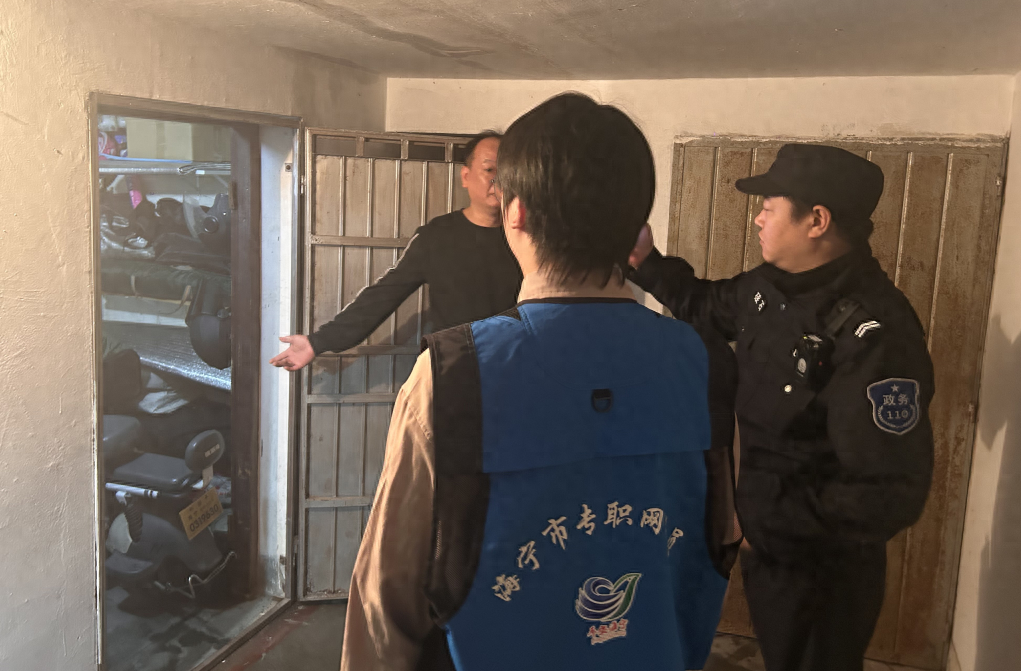 无证宠物狗扑倒小孩引纠纷，多方联动快速化解矛盾  第1张