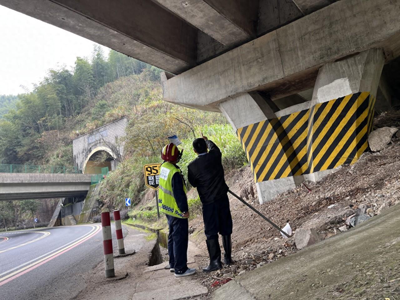 浙江达坞隧道管理所发动群众力量，开展群防吹哨网格联动专项护路行动