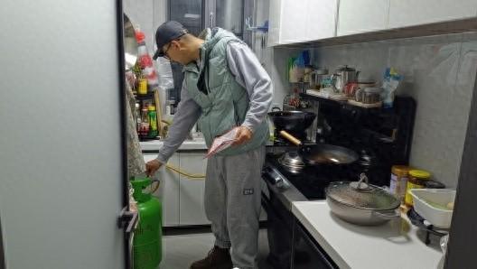 安全无小事！济宁这个社区的瓶装液化气排查工作，你参与了吗？  第1张