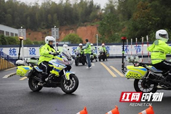 桃江交警铁骑大练兵！专业教官助力，打造最强执法力量