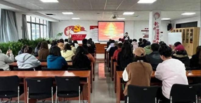 高区道德榜样展示交流活动启动，他们的故事令人动容