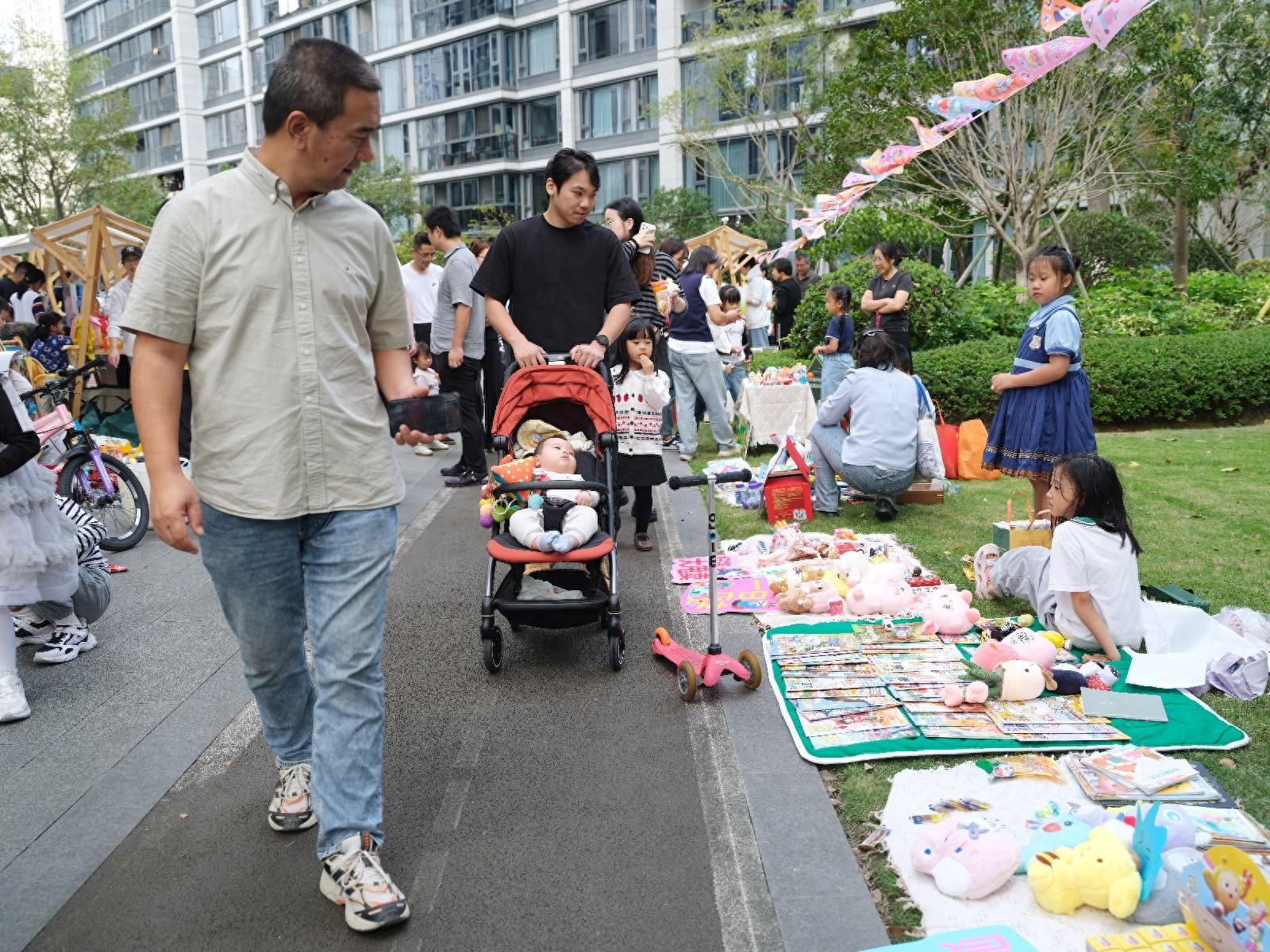 乐清市启动农商艺邻里专项行动，百场文艺进社区，你家门口有吗？  第1张