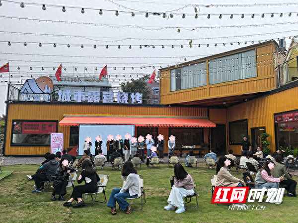 60 余名单身青年齐聚一堂，开启幸福浪漫之旅，你还在等什么？