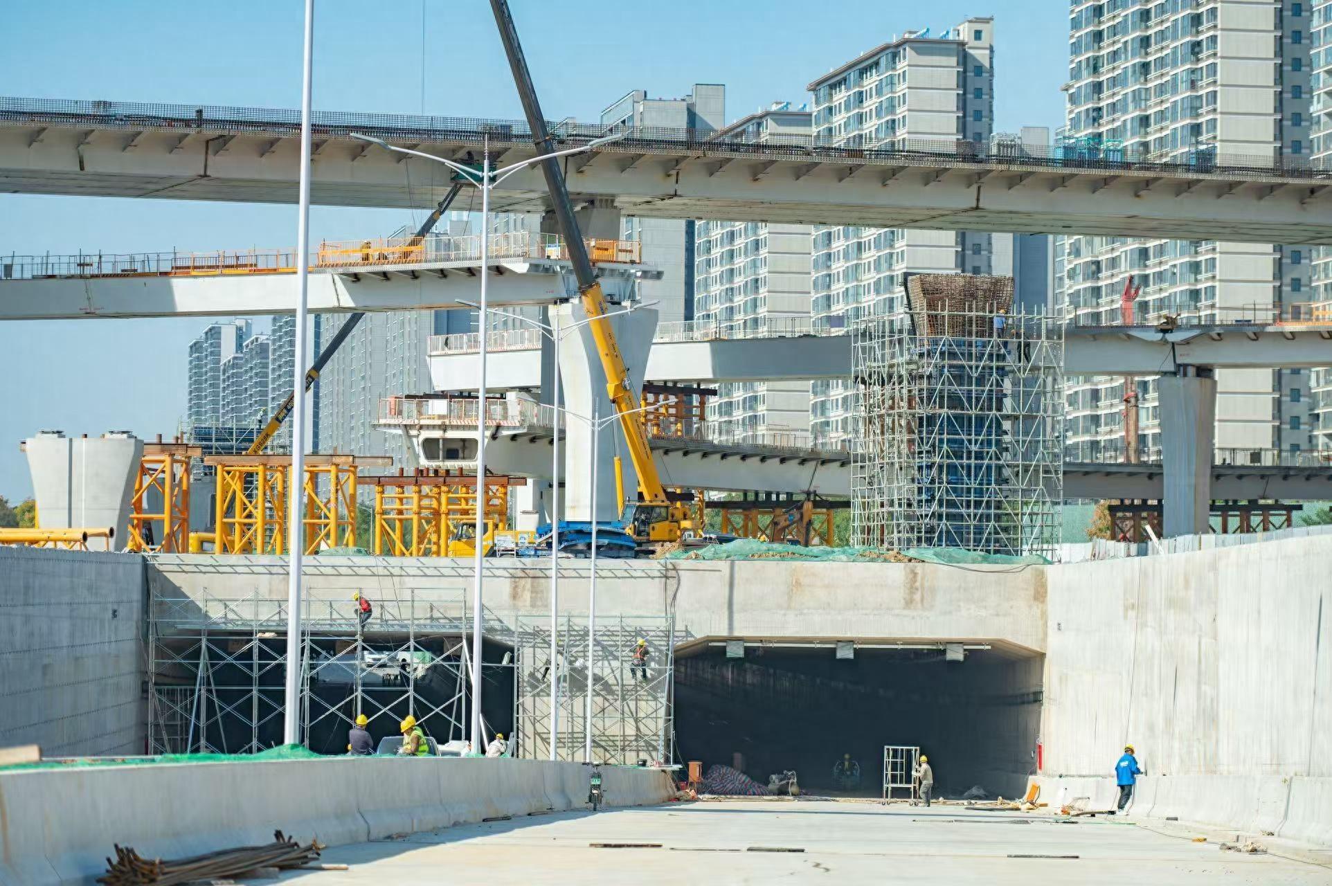 5 层互通立交初步成型！仙新路过江通道建设进度条不断刷新