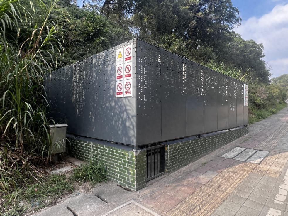 吉华街道12座路灯华丽变身，城市家具大升级，安全与美观并重  第1张