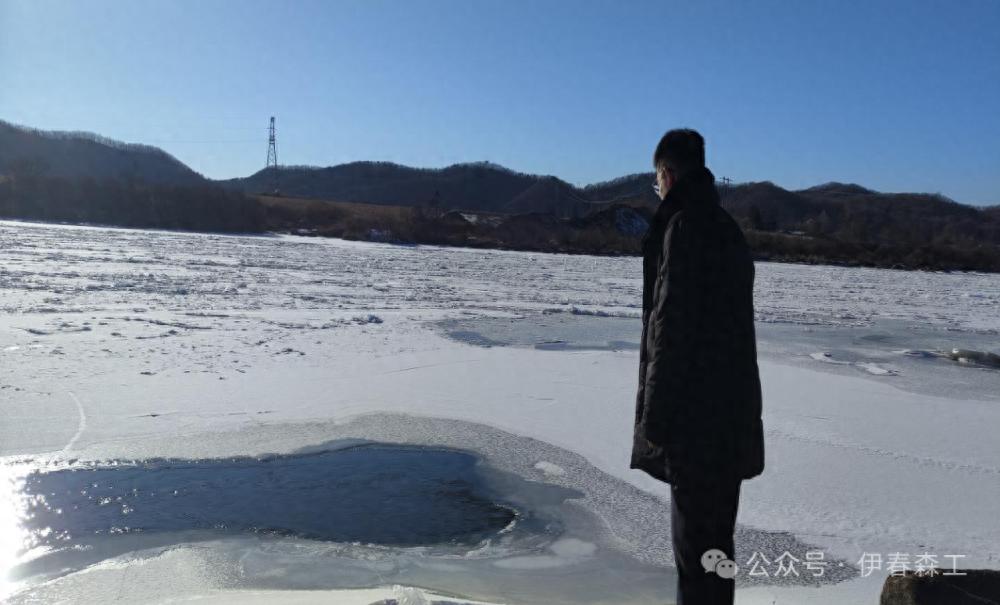 冬季巡河不打烊！伊春森工金山屯林业局公司守护河流生态安全，免费义诊关爱老人健康