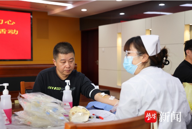 危难时刻显身手！句容公安热血铸就金色盾牌，用行动诠释警民情深  第3张