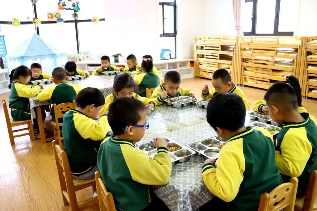 皋兰县文明餐桌行动：小餐桌承载大文明，引领新风尚  第2张