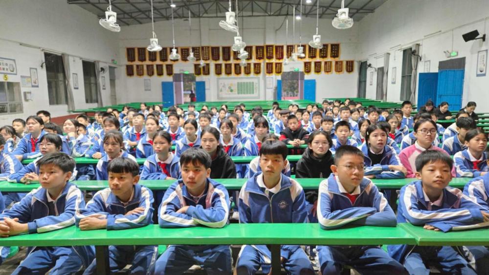 海南防洪排涝大揭秘：中小学生如何助力六水共治攻坚战？  第2张