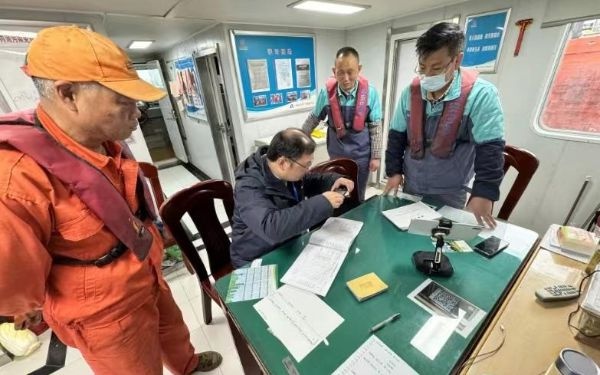2024年上海黄浦江水域清洁大作战：如何确保每一滴水都清澈见底？  第3张