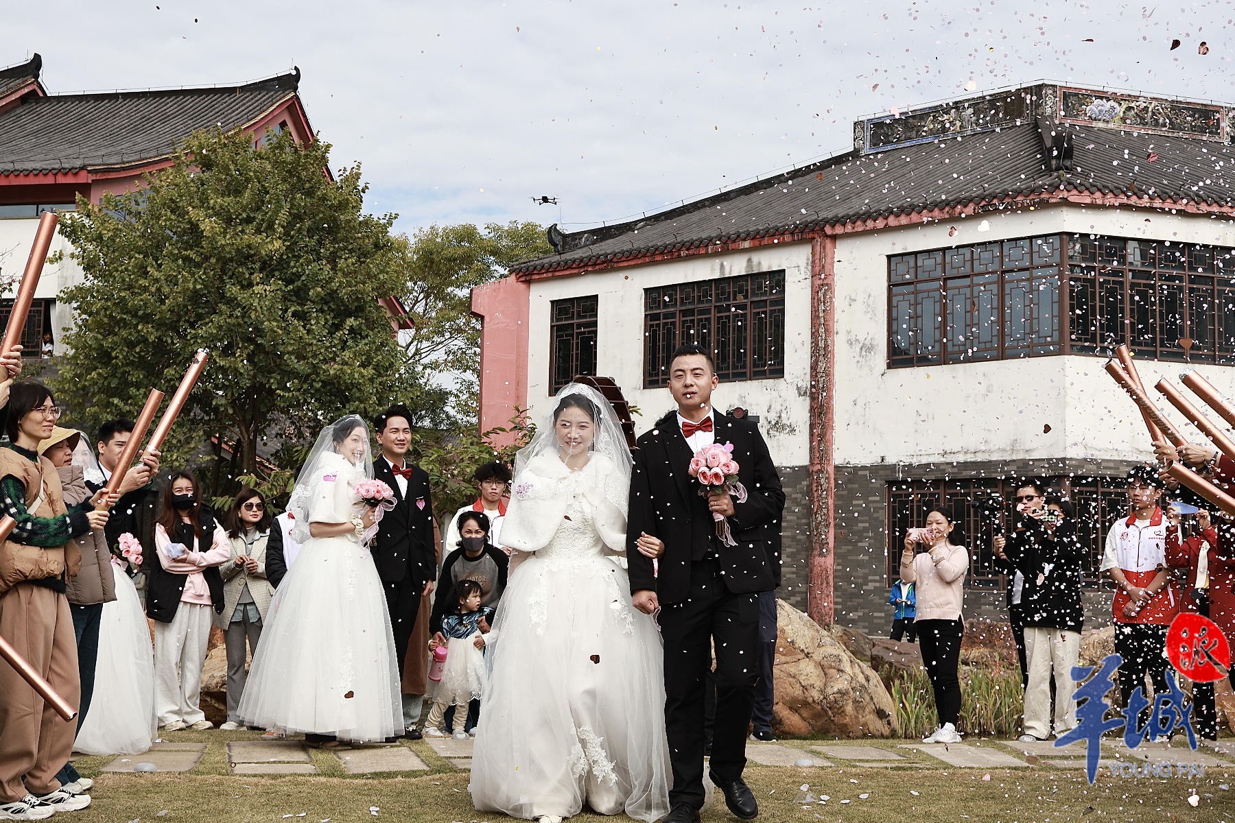 18对新人在广州浪漫集体婚礼，甜蜜花城缘主题曲发布，幸福最真  第2张