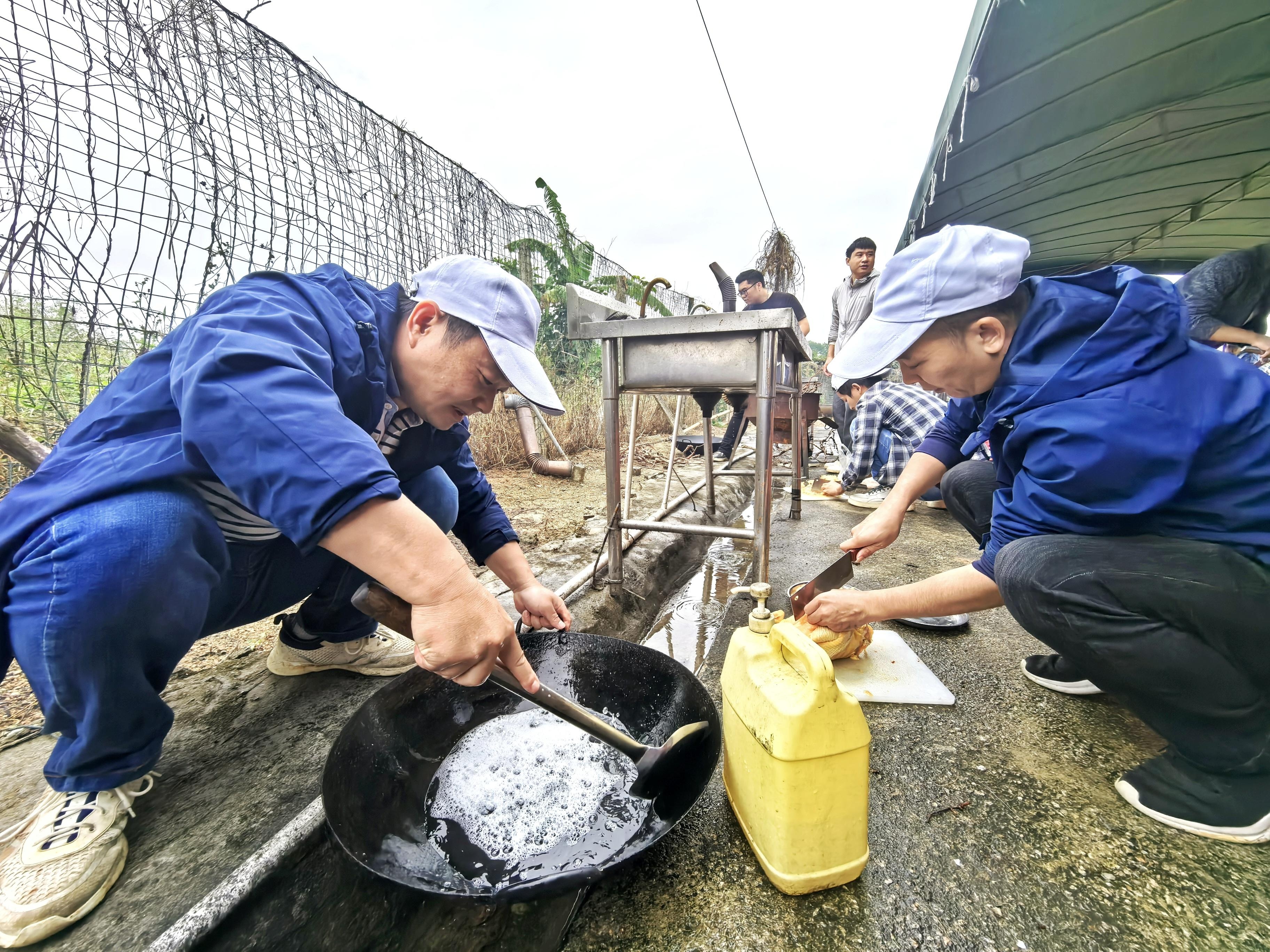 玉塘街道职工减压新招：垂钓煮茶，享受自然宁静，工作烦恼一扫而空  第2张
