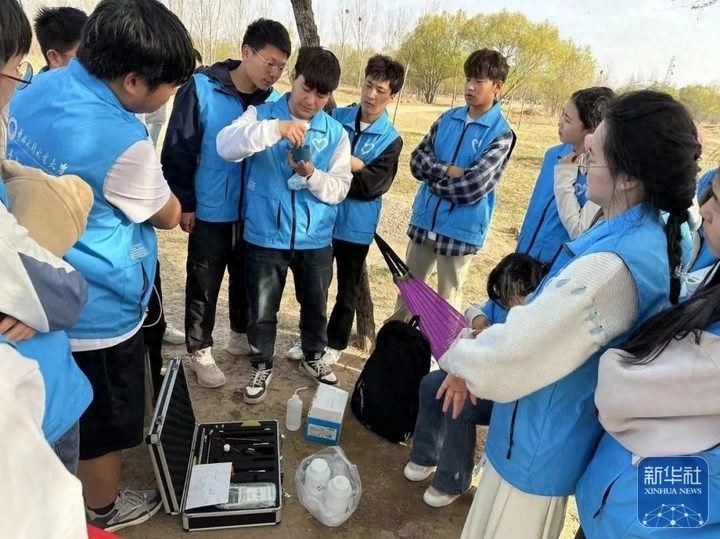 华北水利水电大学师生亲身体验节水示范点，每年节省80万元污水处理费