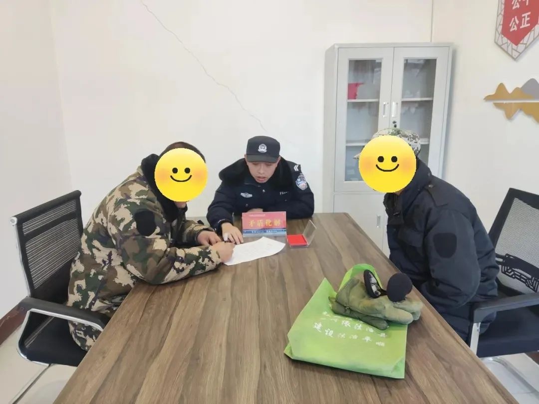 冬季行动：民警化解邻里纠纷，温暖了这个寒冷的冬天  第3张