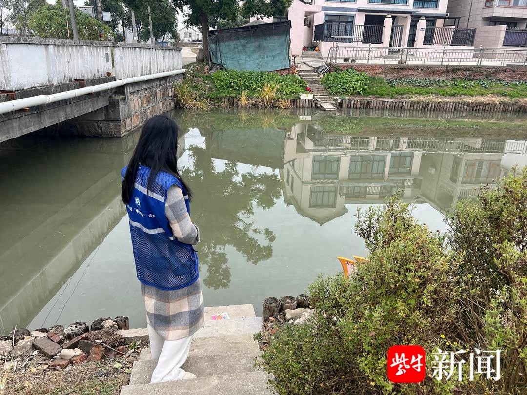 常熟李村村网格员巡河护河，守护水清岸绿的美丽家园  第1张