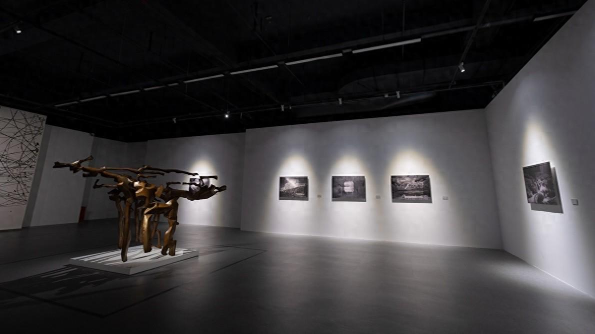 线·索 2024：11 位当代艺术家作品齐聚上海，东西方线条美学大碰撞