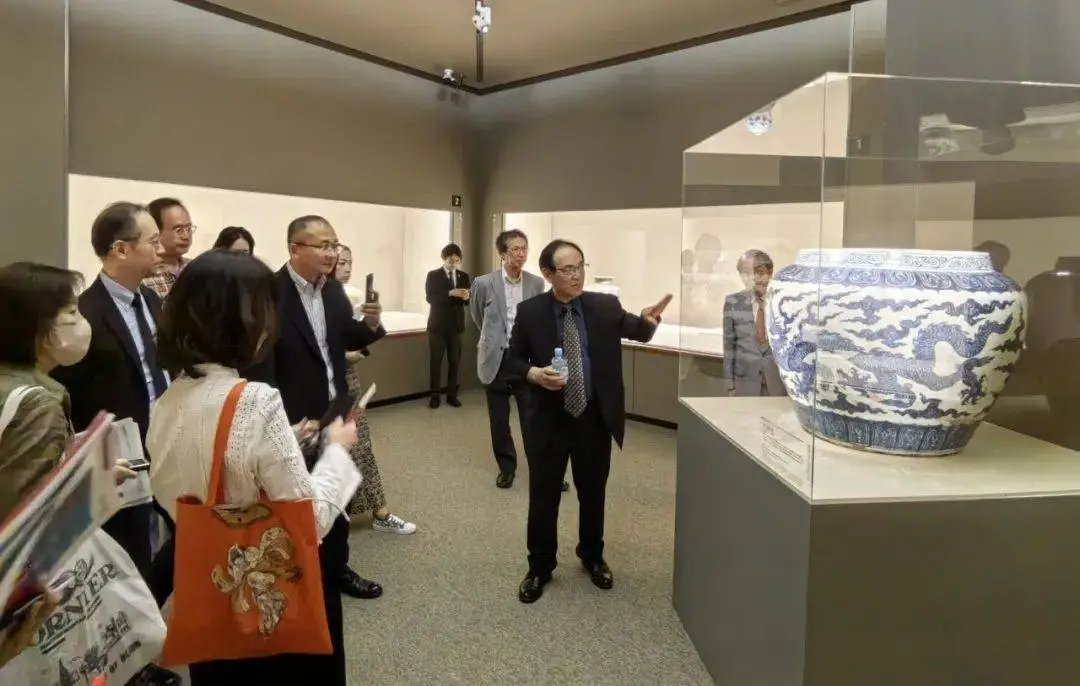 中国陶瓷·至宝竞艳展，重现辉煌历程，见证中日友谊半世纪  第2张